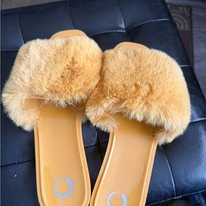 Cozy Furry Slippers -Yellow